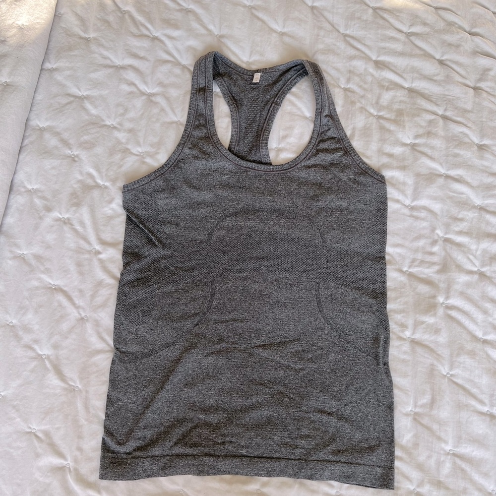 Lululemon size 6 Gray Swiftly Tank